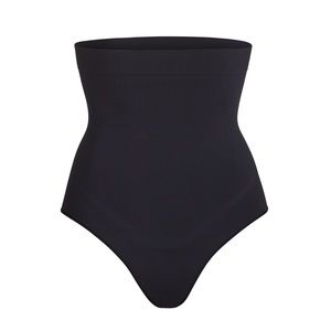 SKIMS BONDED THONG